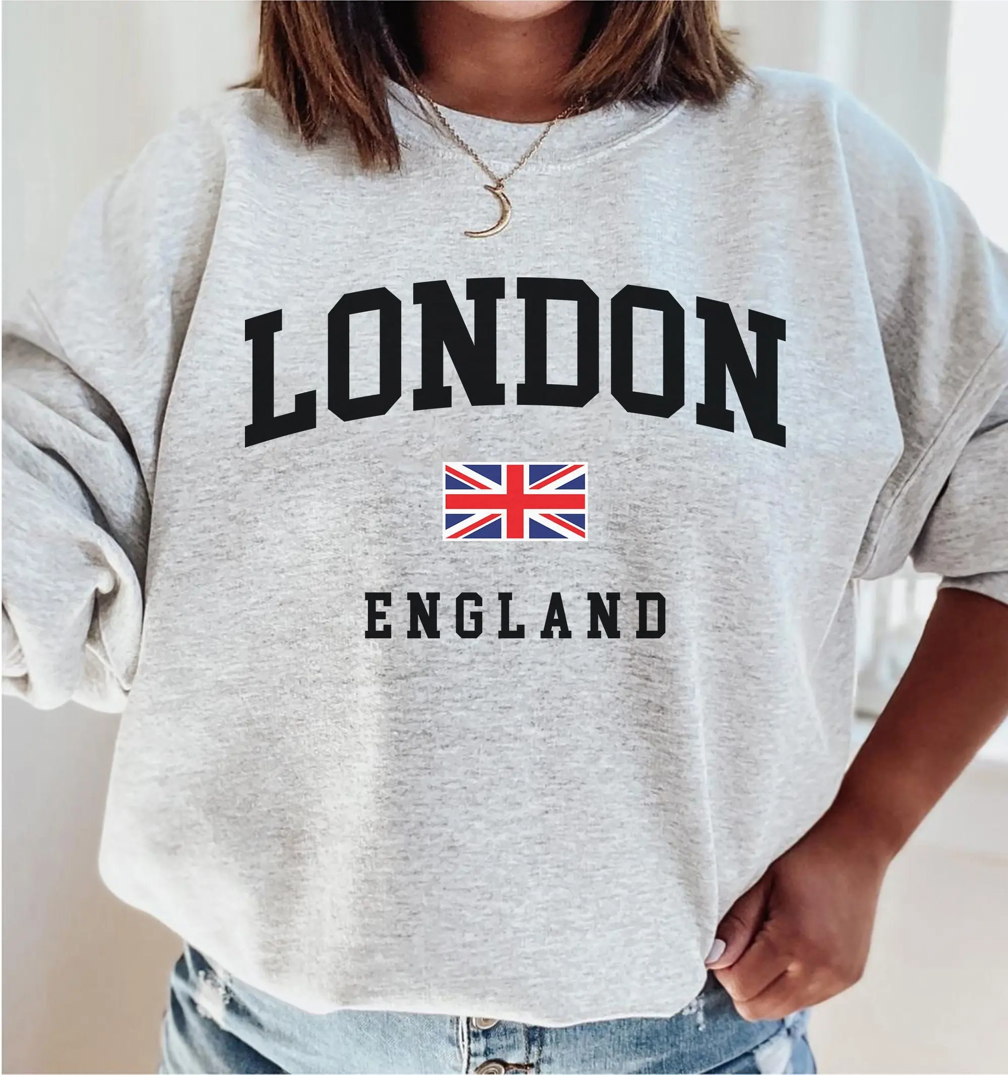 London Sweatshirt, London England Shirt, London UK Gift, Cute London Sweater, English Souvenirs, College Style Premium Unisex Crewnec Cotton Womenswear Fabric Grey