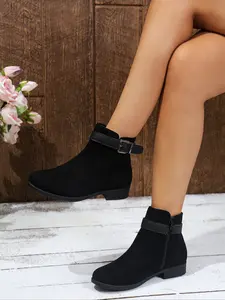 Women's Brown Buckle Decor Western Ankle Boots, Gifts for Girlfriend, Casual Comfortable Breathable Thick-heeled Boots for Daily Wear, Female All-match Winter Warm Shoes, Fall Winter Footwear