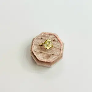 Women's Anillos de Mujer Gold Heart Design Ring in Velvet Box for Elegant Fashion Accessories