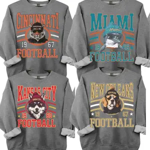 Vintage ALL TEAM FOOTBALL Oversized 90s Black Sweatshirt, Hometown Football Sweatshirt, Football Thowback Vintage All Teams Sweatshirt, Vintage Graphic Tees, Sport Graphic Shirts