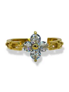 Fleur Frost Clover Ring