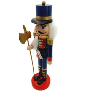 Wooden Brave Soldier Nutcracker Wizardi F07M6-13C