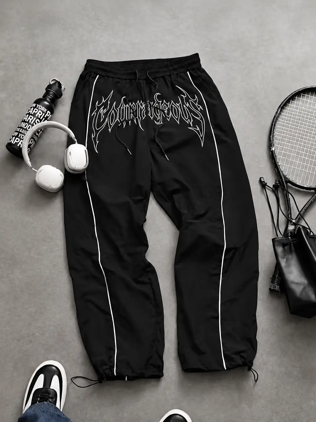 (Single pack) Men’s athletic jogging pants, loose straight-leg fit, stylish side stripe design, adjustable drawstring cuffs, comfortable casual training pants suitable for running, fitness, workouts, outdoor activities, and everyday wear.