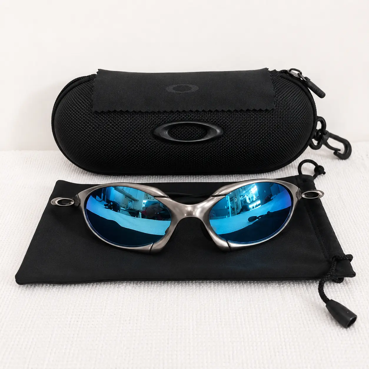 Vintage X-Metal Inspired Sunglasses, UV400 Reflective Wraparound Sports Eyewear with Case for Men & Women