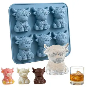 Mini Highland Cow Ice Cube Mold, Ice Molds, Adorable 3D Cute Cow Silicone Ice Tray, 6 Cavities, Reusable Farm Animal Dessert Mold for Whiskey, Drinks, Parties, Home Bar Accessories