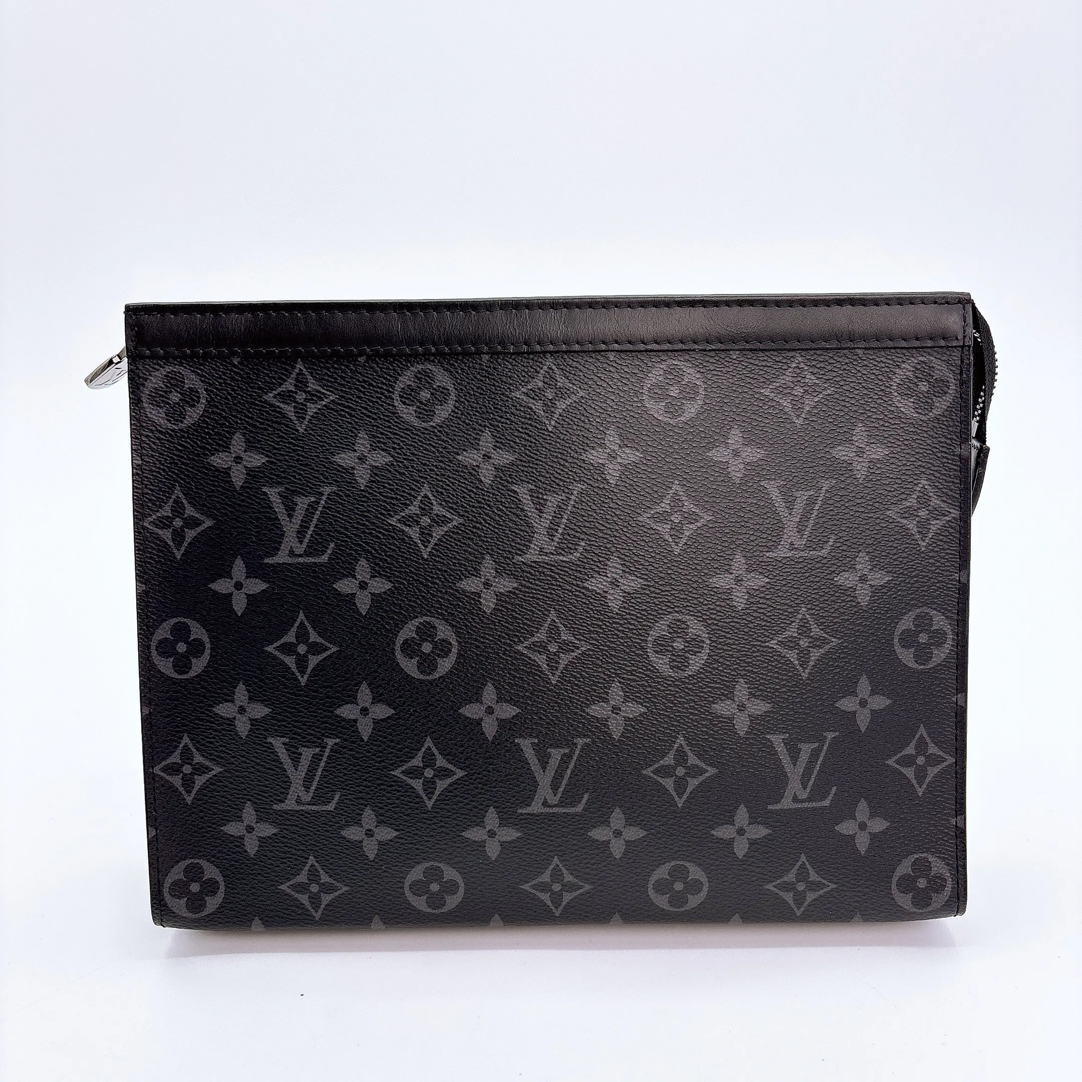 Pre-owned Louis Vuitton canvas Clutches & Wristlets Monogram Eclipse Pochette Voyage MM Travel Bag Good Zip Clutch Wristlet for Daily Outings, Complements Outfits