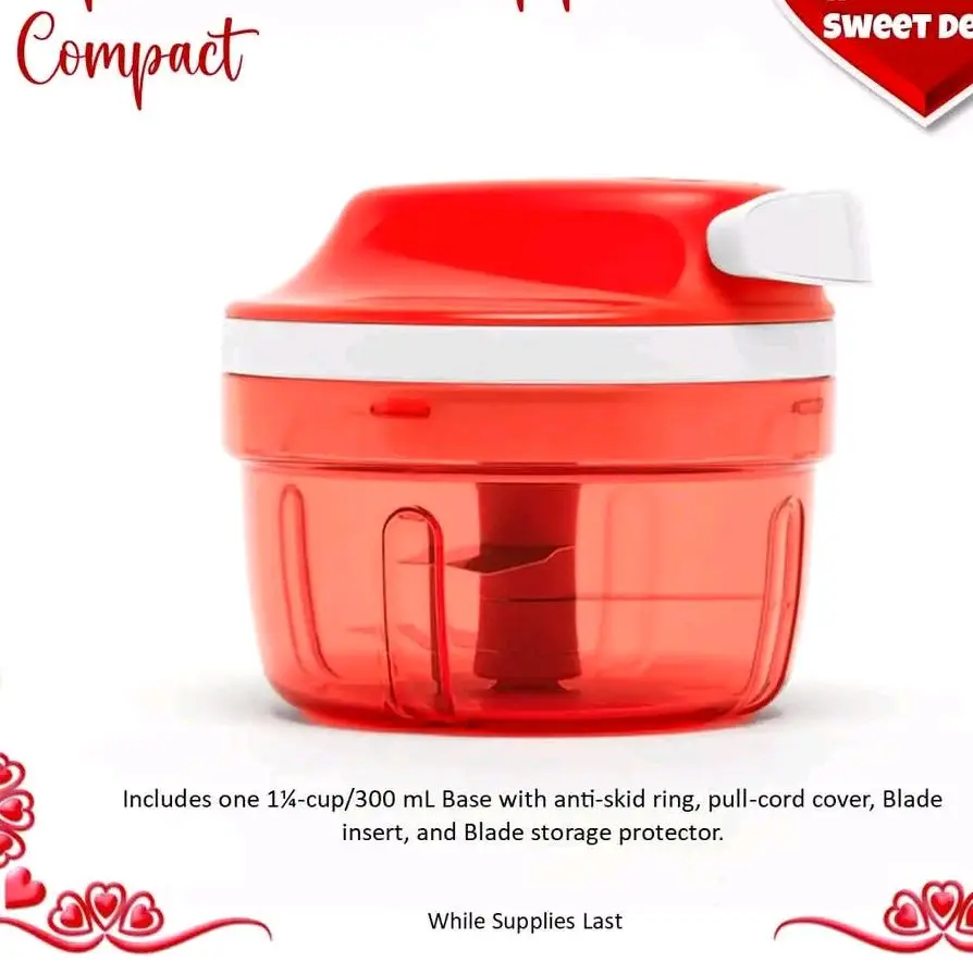Tupperware Brands Super Sonic Chopper Extra Size with 5 1/2 Cup Base & Curved Blade Insert for Family Use
