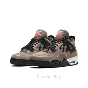 Retro college-style brown sneakers: stylish, comfortable, slip-resistant, and durable