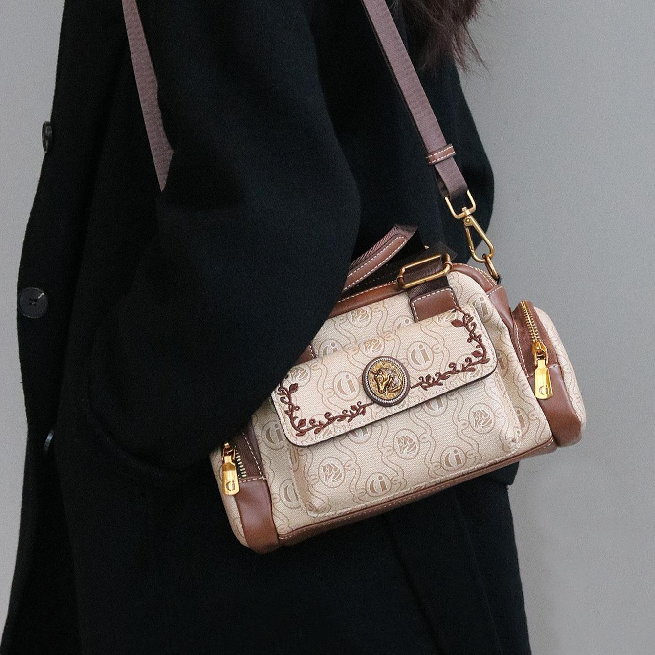 Vintage Embossed Faux Leather Boston city real Bag Equestrian Style Satchel Purse luxury designer