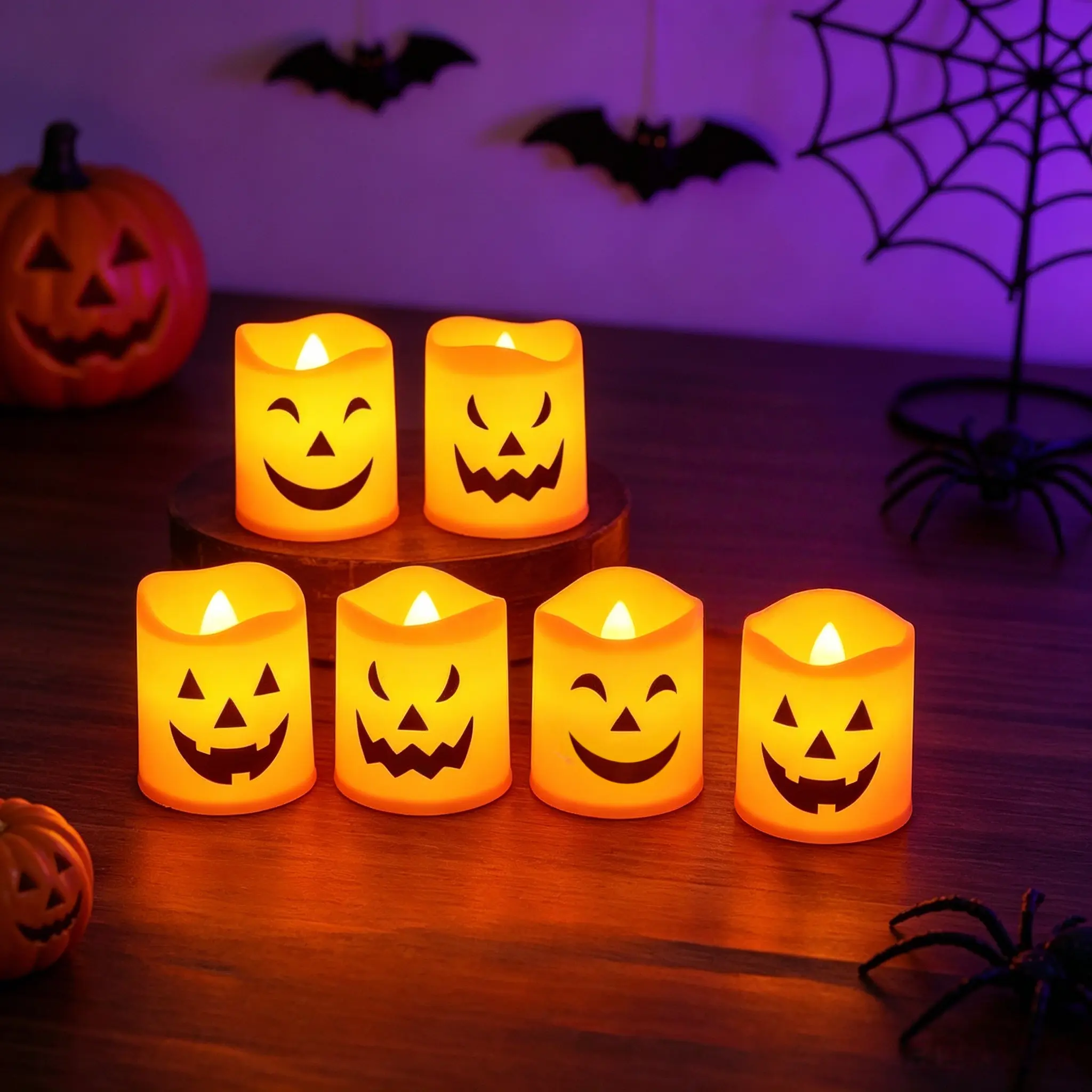 6pcs Halloween Pumpkin Smile Candle Ornaments, Illuminated Candles, Battery-Operated Festival Decor, Electronic Candle Lamp, Horror Party Atmosphere Decor, Party Decorations, Party Decor Supplies