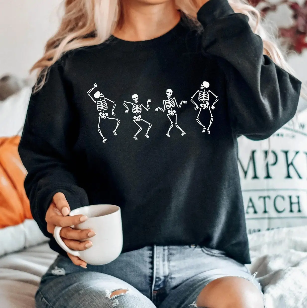Dancing Skeleton Sweatshirt, Skeleton Halloween, Womens Halloween Sweatshirt, Halloween Party, Cute Halloween Gift