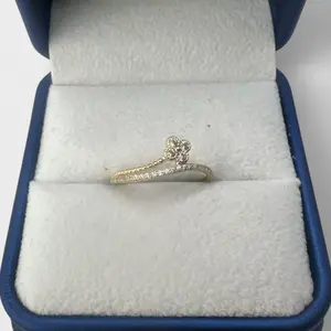 Anillo de Mujer con Flor 14k