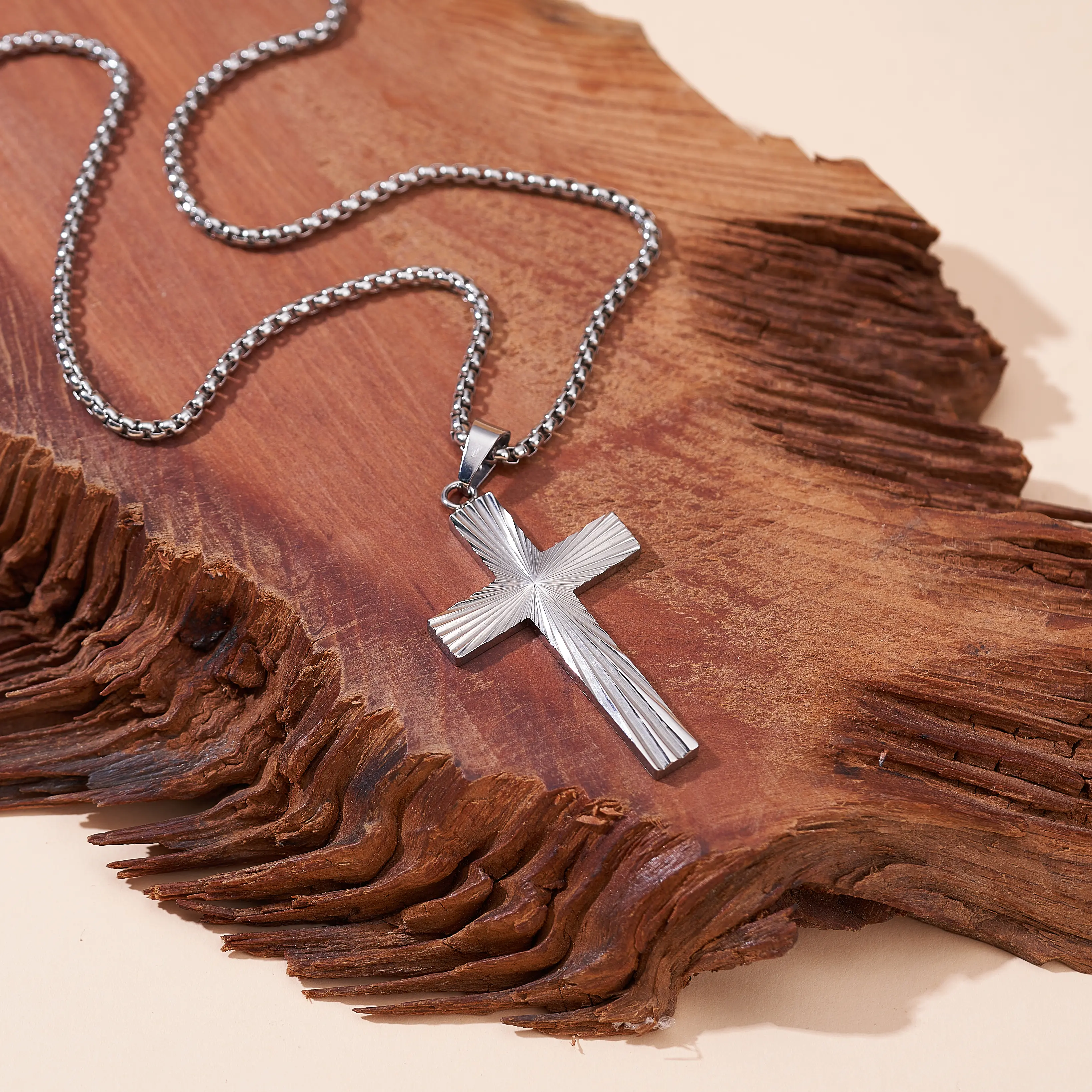 ICYYY Cross Necklace for Men And Women, Faith Pendant, 18k Gold 