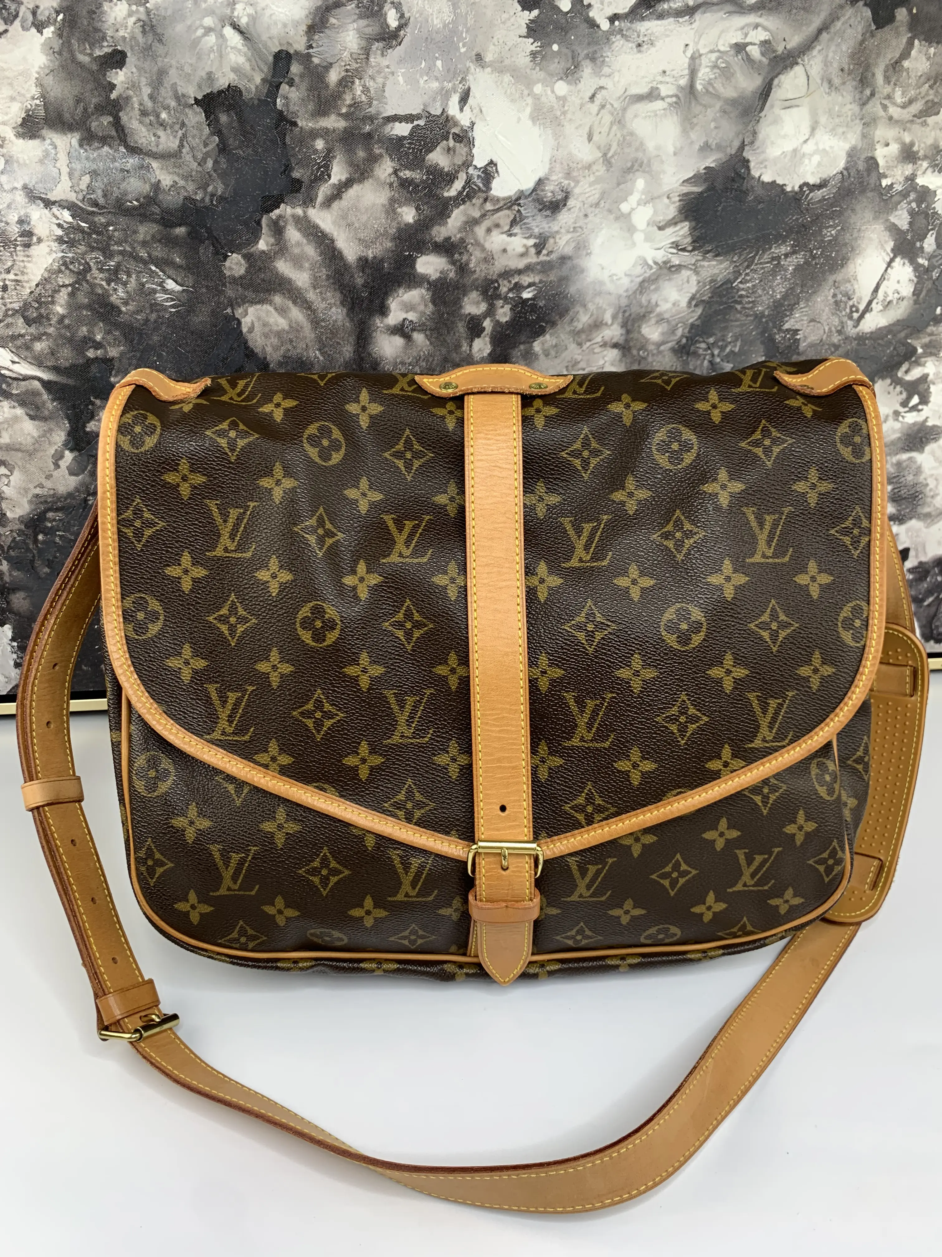 Pre-owned Louis Vuitton canvas Crossbody Bags Saumur 35 Crossbody