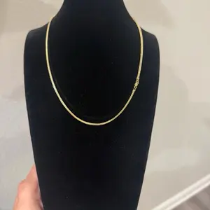 Elegant Gold Chain Necklace for Women - Simple and Timeless Design - Perfect for Everyday Wear