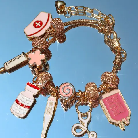Nurse Hat DIY Charm Bracelet, Medicine Bottle Pendant Charm Bracelet, Nurse Stethoscope DIY Bracelet, Cosplay Bracelet, Adjustable Charm Bracelet, Jewelry Bracelet, Bracelet With Charms