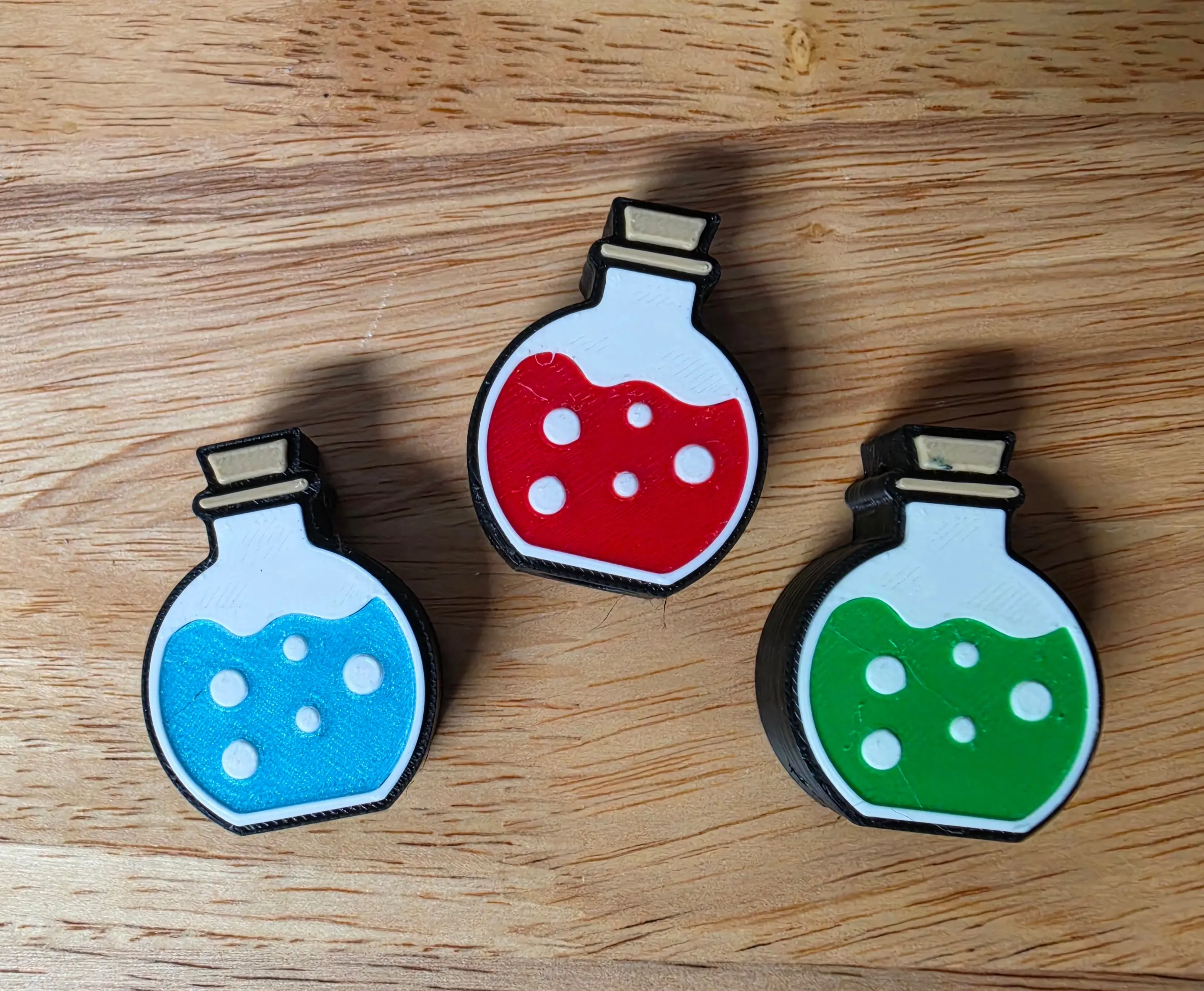 STRAW CHARMS
