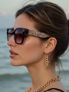 Women's Fashion Glasses 2026 New Versatile All-Season High-End Trendy Sunglasses, Retro Simple Party Outdoor Driving Shades, Classic Shades