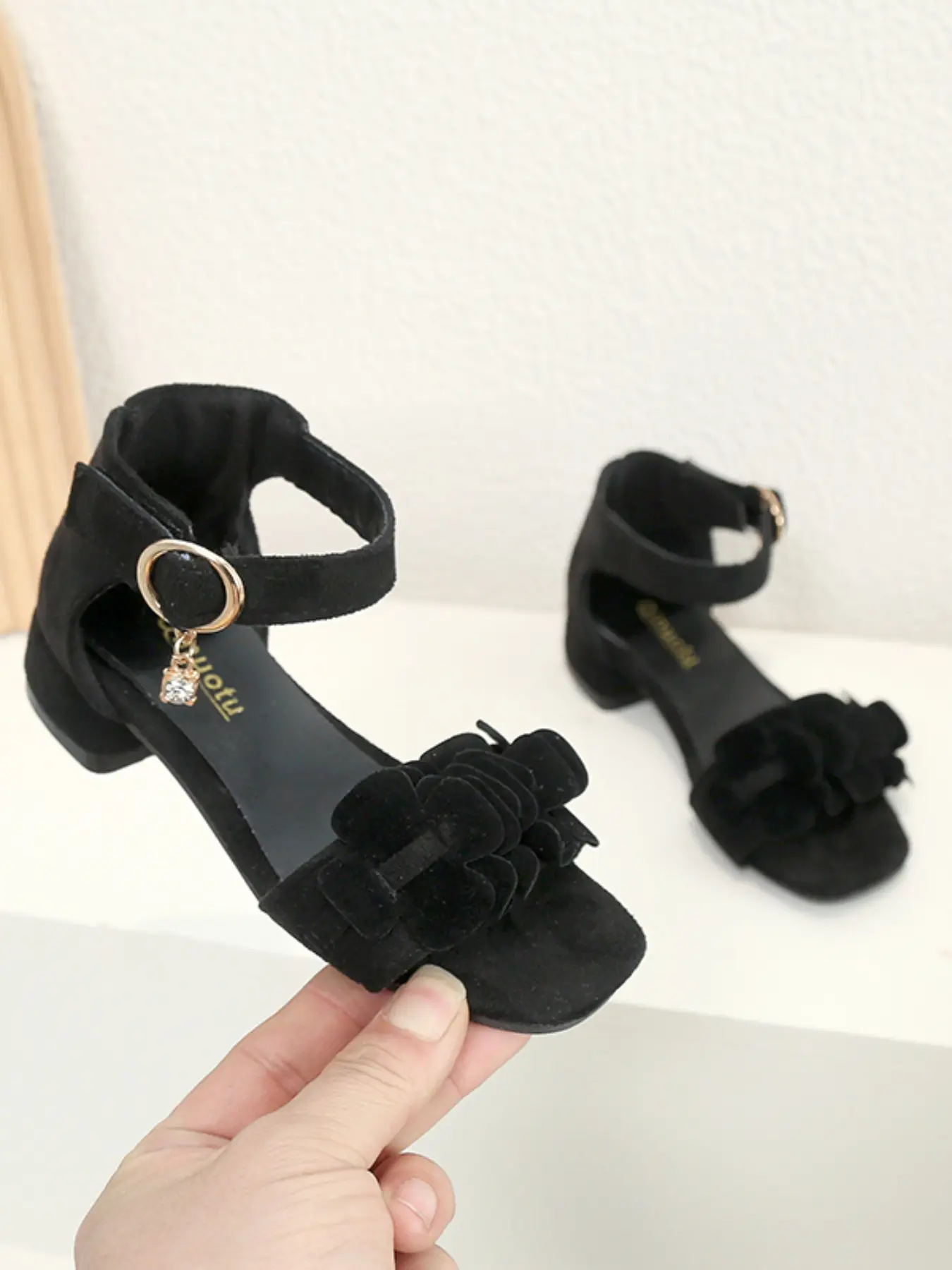 2026 New Girl's Sandals Summer Trending Sandals High Heel Princess Sandals Fashion Korean Style Floral Pattern Flower Sandals PU Material Rubber Sole Korean Influence Strappy Sandal