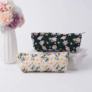 Embroidered Daisy Pencil Pouch, Handmade Fabric Zip Pouch,Travel Makeup Brush Organizer,Birthday/Summer Gifts