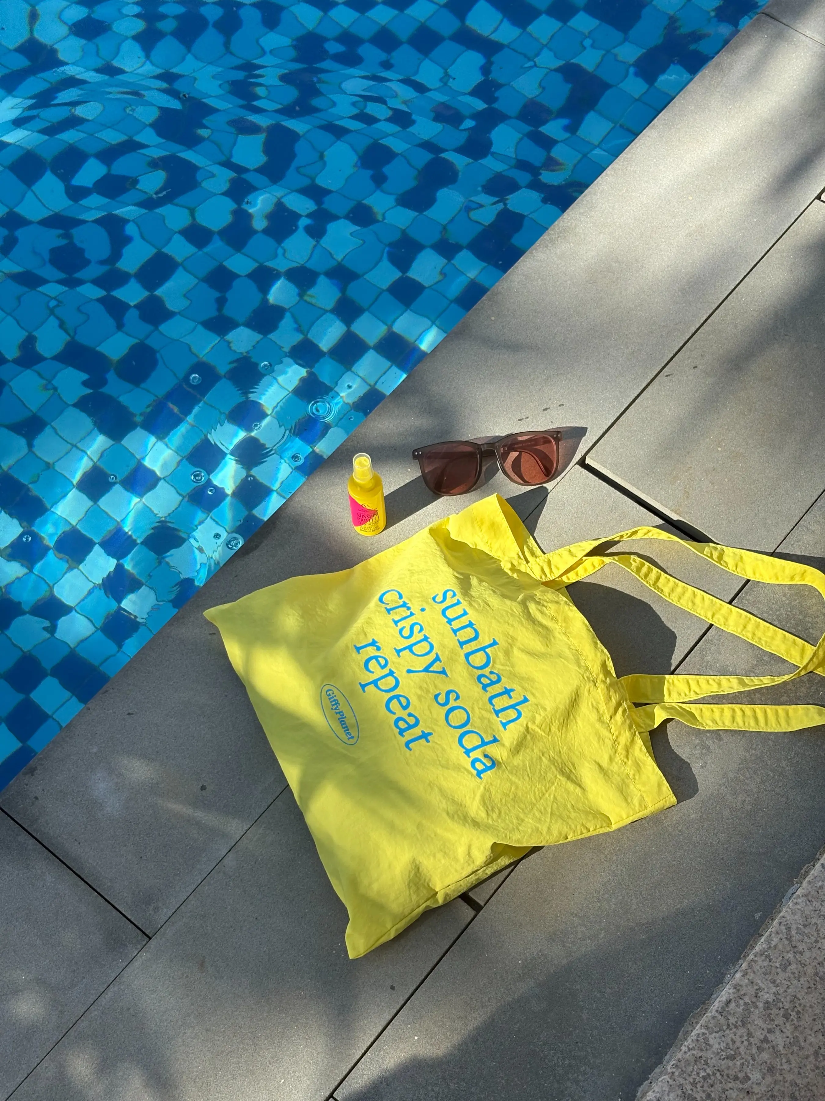 "Wave Dance & Whisper" — Your New Go-To Summer Tote!