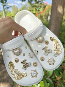 16 Piece DIY Garden Shoe Accessories Set, Sequins Bear Heart Guitar Flower Chain, Detachable Decorative Buttons