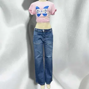 Denim Blue Jeans With Pockets in the front/ Jeans Azul Con Bolsas Enfrente