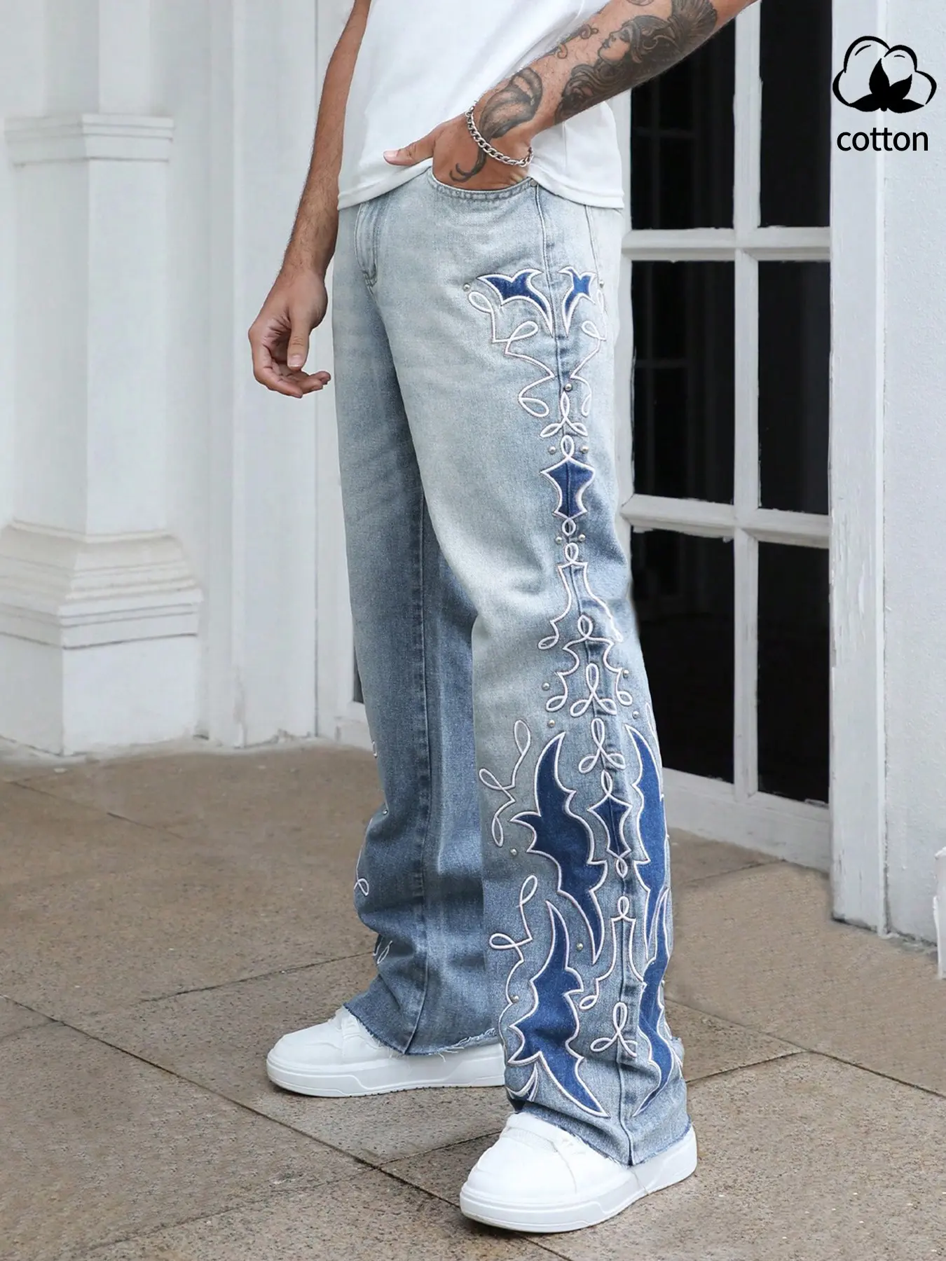 New Streetwear men's pants, men's embroidered diamond-encrusted denim jeans, heavy-duty rivet art embroidery flared style, stacked micro-flared jeans, Pocket, Bling Jeans