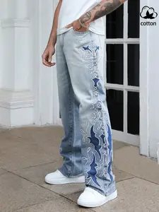 New fashionable men's pants on the high street, men's embroidered and diamond-encrusted jeans, heavy-duty rivet art embroidery flared style, western-style embroidery stacked micro-flared jeans, instantly become a hit upon wearing