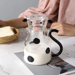 Glass Bedside Water Carafe and Glass Set, Transparent Glass Nightstand Water Carafe Set Including Drinking Carafe, Carafe and Cup for Night Use, Glass Water Carafe with Cute Cow-Shaped Lid, Suitable for Juice, Tea, and Milk Carafe, Drinkware