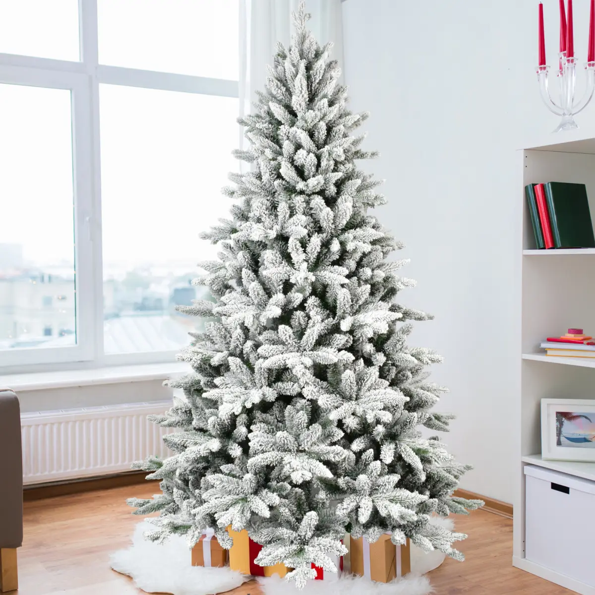 5ft Flocked Christmas Tree with 768 Tips, Realistic PE+PVC Snowy Hinged Tree with Metal Stand, Full Artificial Xmas Tree for Holiday Decoration