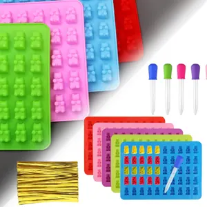 Pack of 5 Gummy Bear Moulds Silicone, Candy Silicone Mould with 5 Pipettes, 100 Cellophane Bags, 100 Twist Bars, Gummy Bear Making Set, Gummy Bear Mould for Sweets Chocolate Jelly