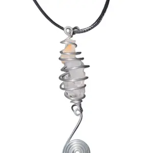 Cage Wire Crystal Necklace with Twisted Design and Unique Pendant
