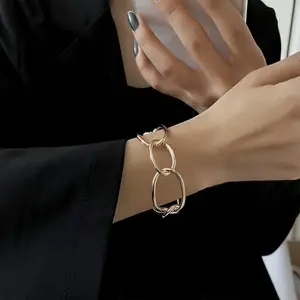 Minimalist 18K Gold Plated Chunky Chain Bracelet, Oversized Oval Link Design, Timeless Luxury Jewelry