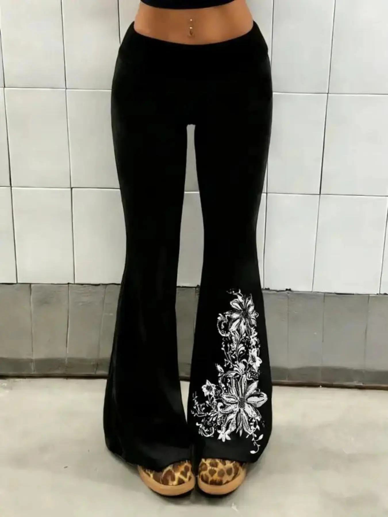 Y2K Satin Floral Print High Waisted Flare Pants – Stretch Bell Bottoms for Women, Retro Streetwear Pants, Bohemian Wide Leg, with White Floral Embroidery, Satin Fabric for Party, Daily Wear, 2000s Aesthetic Wide Leg Trousers for Trendy Outfits