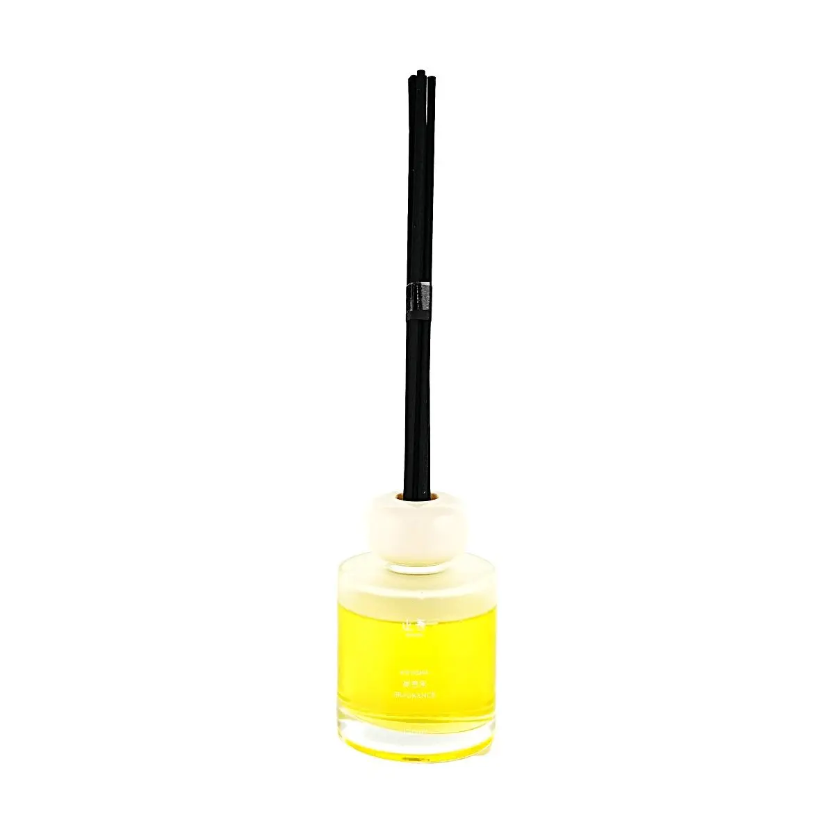 Zhiwu ZHIWU Guava Scented Reed Diffuser, 120ml Long Lasting Home Fragrance Oil, Alcohol-Free Natural Essential Oil for Indoor Air Freshener