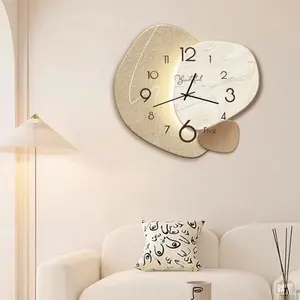 Mid-Century Modern Elegance: Timeless Decorative Clock