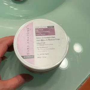 Product Review of Ultra Smoothing Hair Mask from L** m**s
