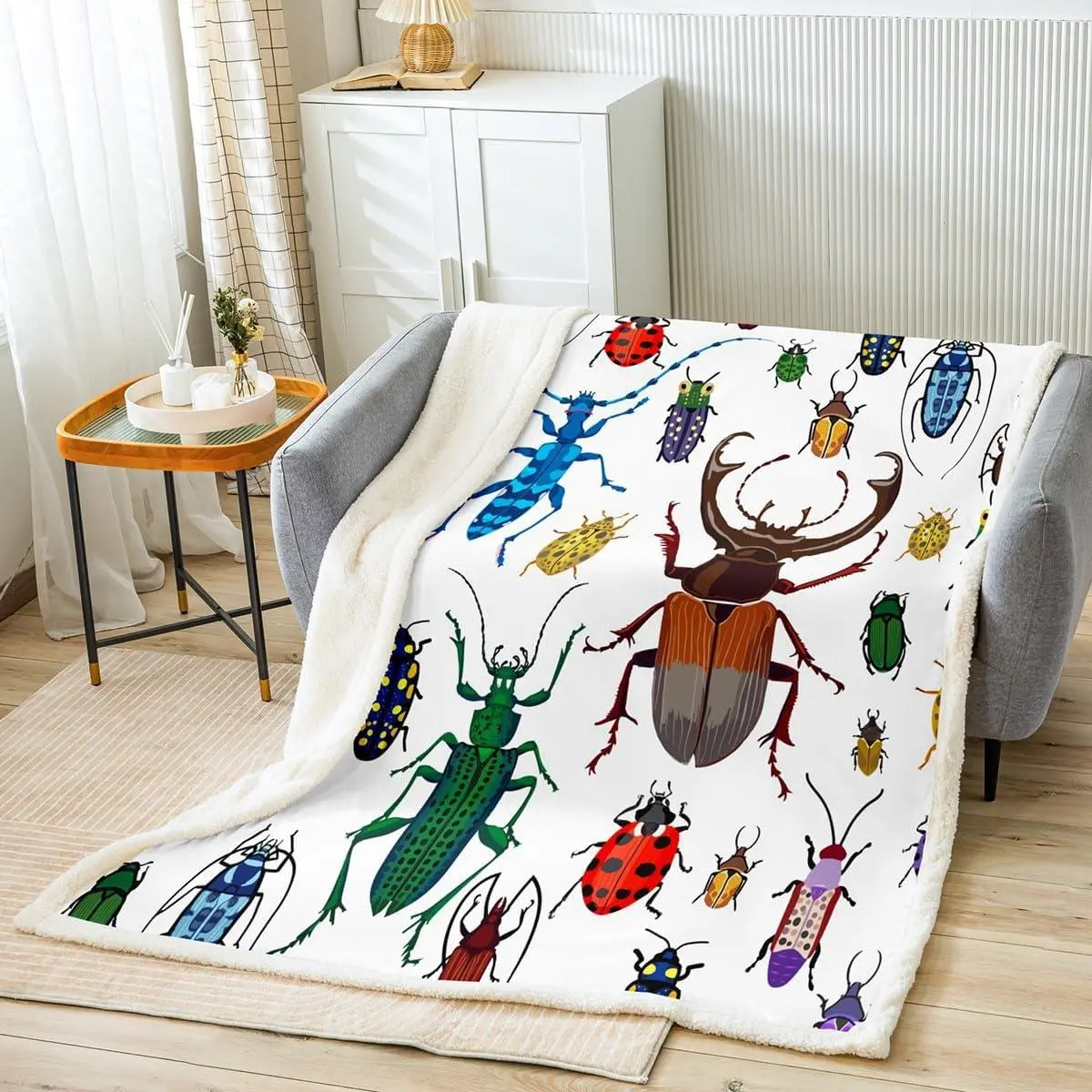 Bug Plush Throw Blanket Flying Pattern Fleece Blanket Couch Sofa Colorful Beetle Decor Sherpa Blanket Nature Animal Fuzzy Blanket Throw
