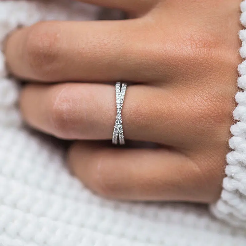 Maxine Classic X Criss Cross Round Cut Wedding Band - 5A Cubic Zirconia Rings for Women, Promise Ring Jewelry for Proposal, Wedding, Anniversary