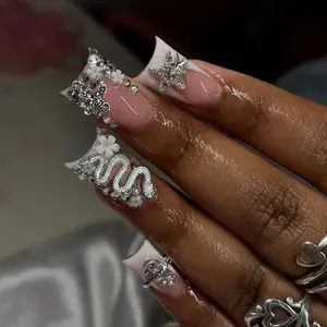 24pcs Duck Foot French Gold Snake Nails Cross Star Flower Rhinestone Design Acrylic Press on Nails Set, Fake Nails, Easy Wear, Perfect Fit, Party Dance Daily Use