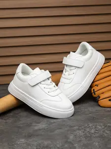 2026 Fashion Flat Sneakers, PU Leather Velcro Closure Skate Shoes, Suitable for Boys and Girls, Casual Canvas Student Shoes