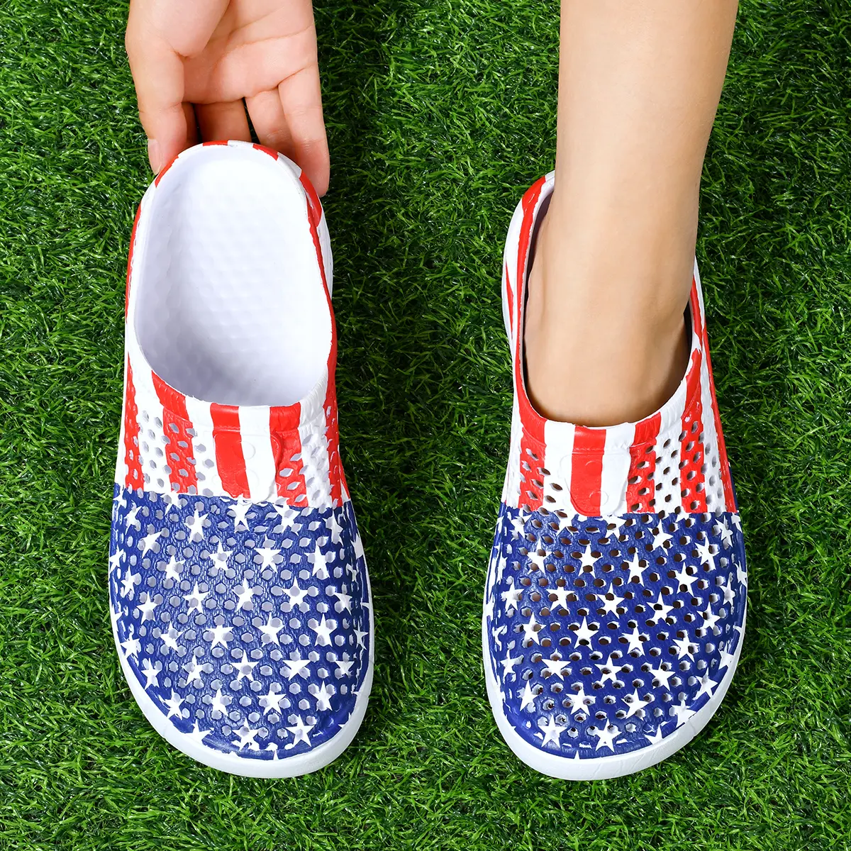 Women's USA Flag Pattern Breathable Mesh Water Shoes, Lightweight Non-Slip Quick-Dry Summer Slides, Patriotic Footwear for Independence Day, Beach, Shower, Travel & Outdoor