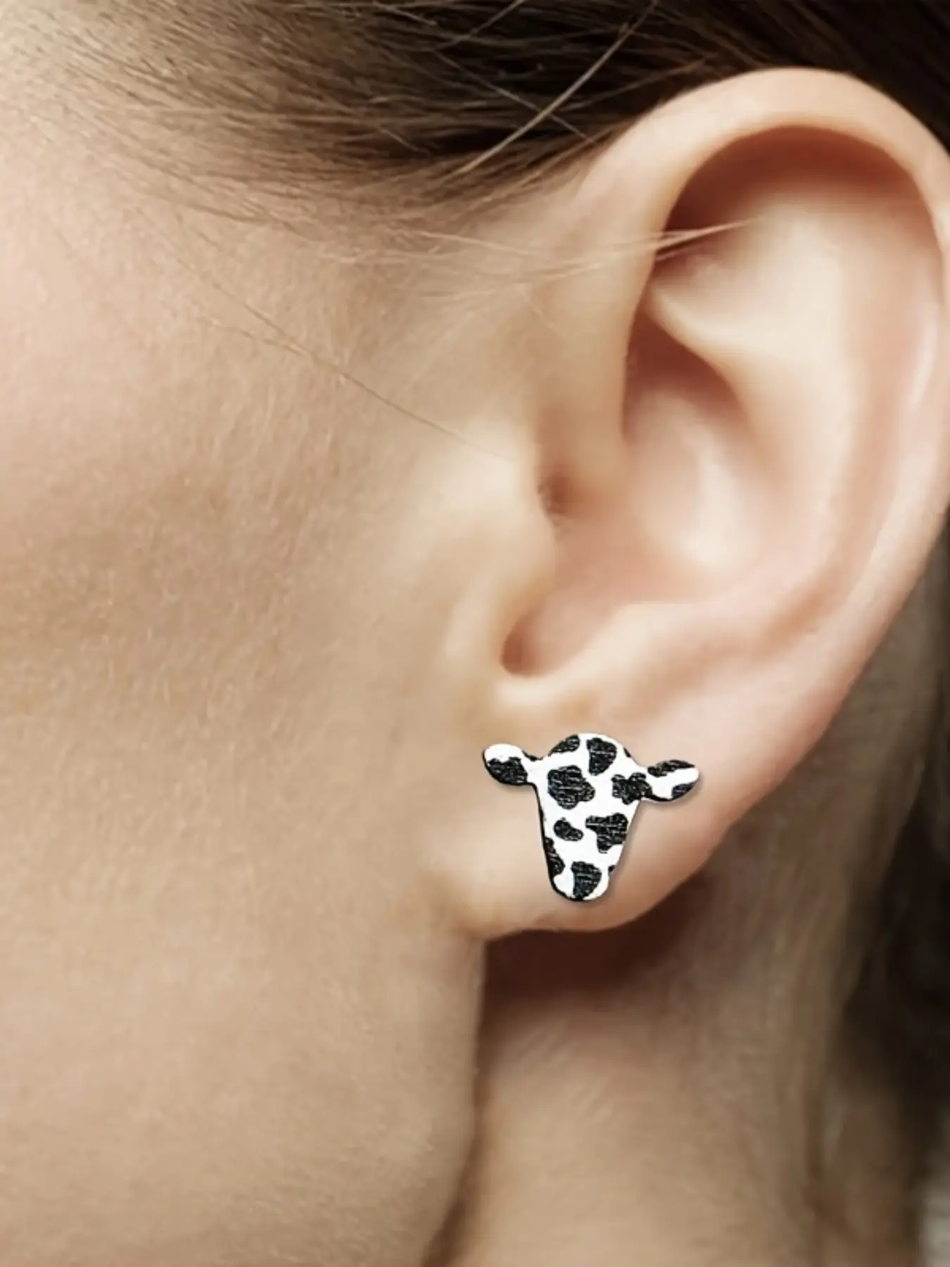New Ethnic Western Cowboy Jewelry Cow Print Heart Earrings Cute Wooden Ear Studs, Stylish Accessory for Women & Girls