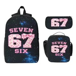 The "67" backpack features a pink bow accent and incorporates a variety of patterns. Crafted from durable materials, this printed backpack offers a spacious capacity. Lightweight and charming, it is an ideal choice for students.