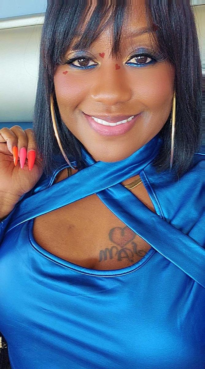 Item: Natural Black, 10 inches