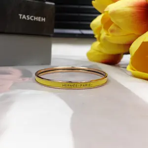 Pre-owned Hermes UNI Gold Tone Yellow Bracelet T10255531