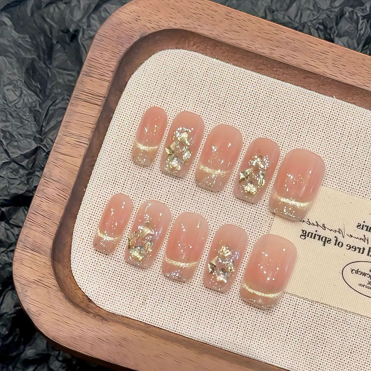 Elegant Press-On Nails | 3D Shiny Designs | Reusable Acrylic for Minimalist Glam