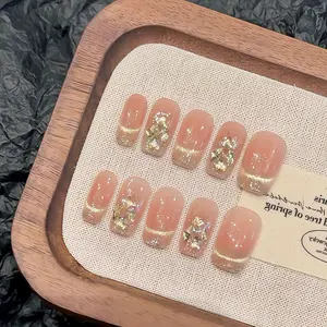 Elegant Press-On Nails | 3D Shiny Designs | Reusable Acrylic for Minimalist Glam