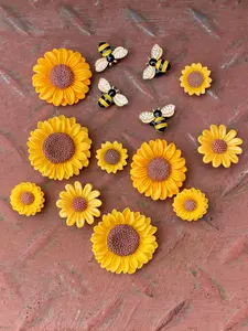 14 Pieces Sunflower and Bee Shoe Accessories, Sunflower Charms, Shoe Embellishments, Decor, Unique Floral Design, Perfect for Casual Wear, Enhance Your Footwear Style